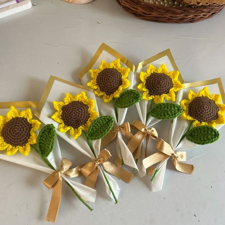 handmade crochet sunflower bouquet Pakistan